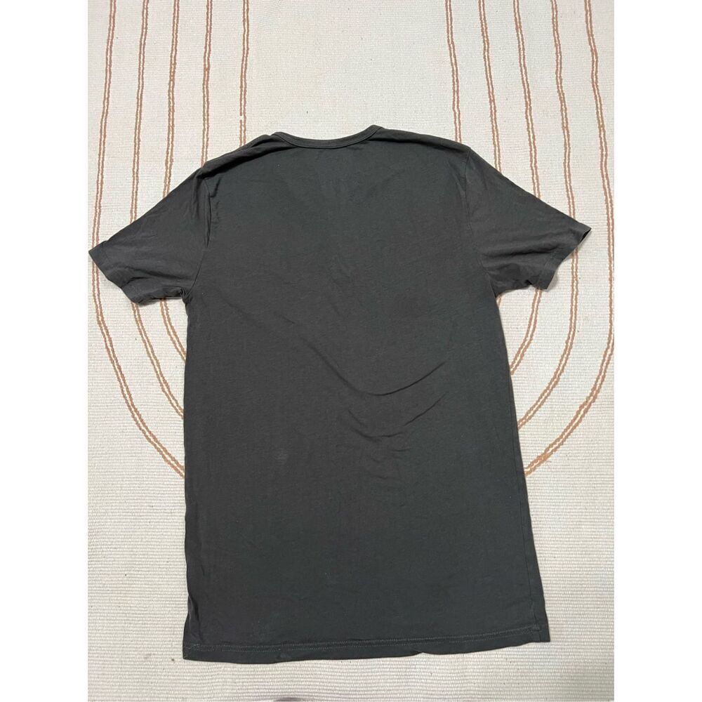 Express 3-button men's t-shirt - Picture 2 of 4